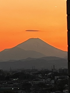 夕陽の富士.jpg